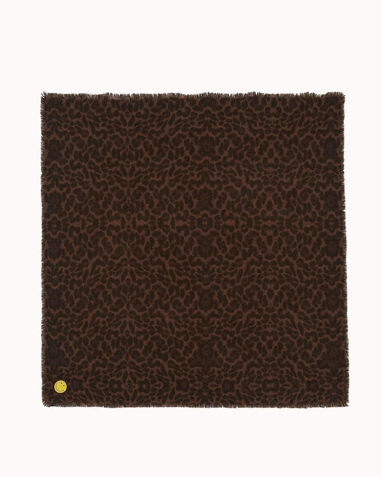 Büyük Bandana Hachiko Leo Smiley Leoprint Acı Kahve - Bandana