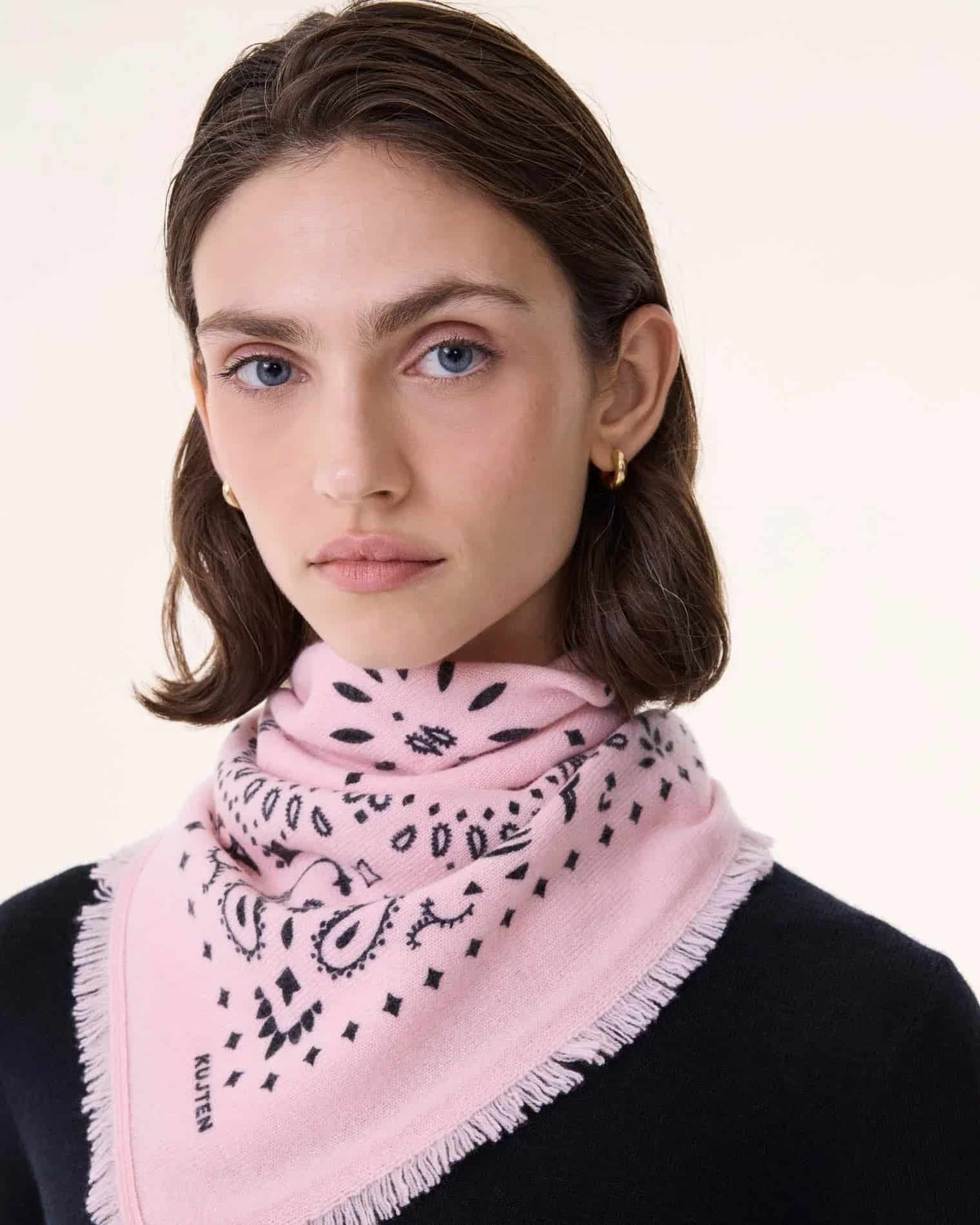 Küçük Bandana Hachi Vintage Pembe - Bandana