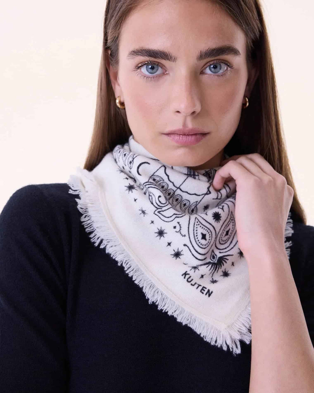 Küçük Bandana Hachi Astro Beyaz - Bandana
